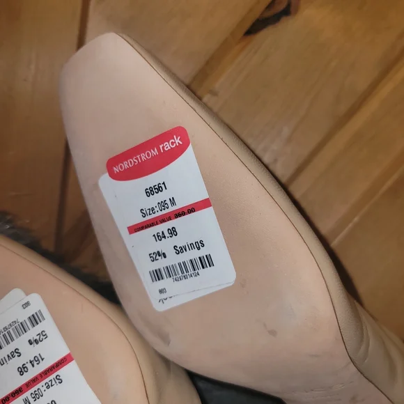 Vince Tiana Point-Toe Nude Leather Pumps square toe Size 9.5 M - Picture 16 of 16